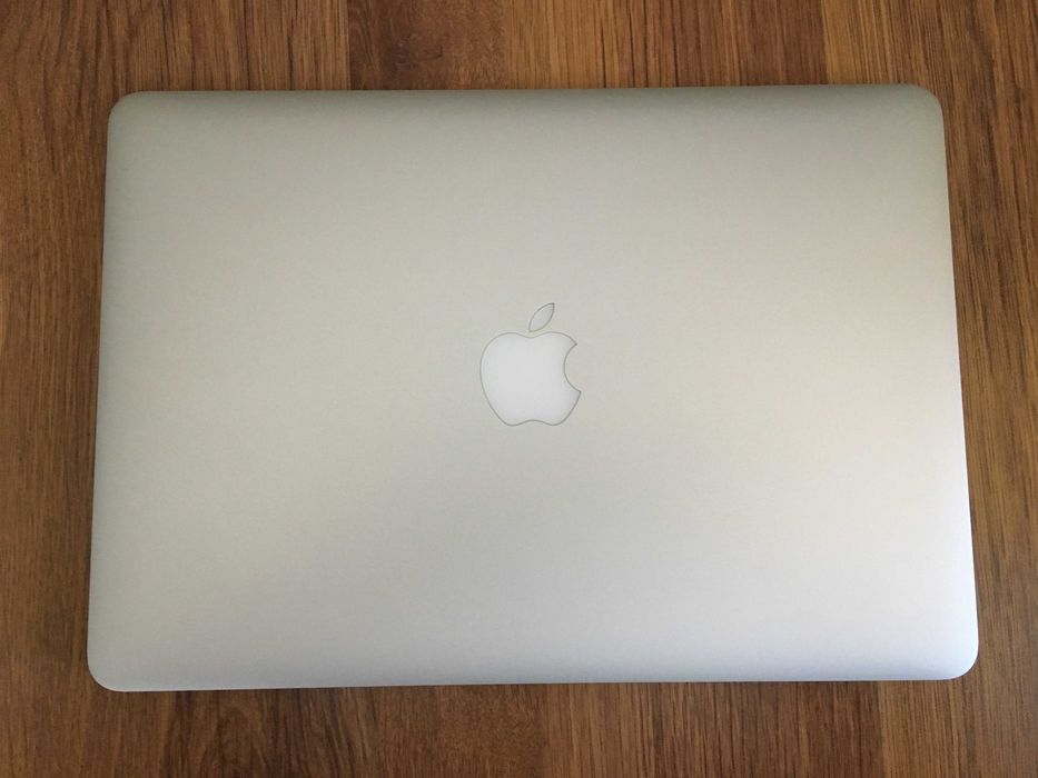 13.3' Core i5 Apple MacBook Air Mid 2017 8GB RAM/256GB SSD/Intel HD 6000/Батерия 6 ч
