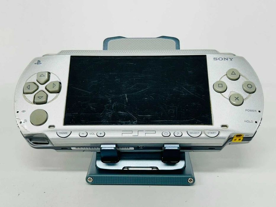 Sony PlayStation Portable PSP 1000 употребяван с кутия и книжки