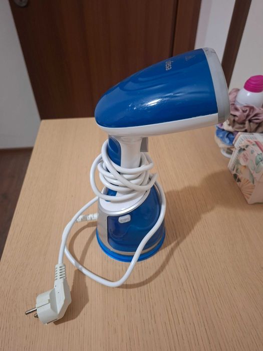 Уред за гладене с пара