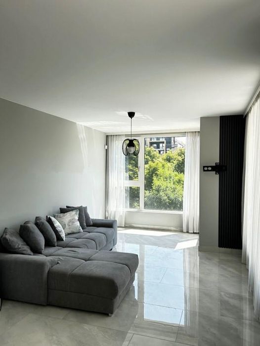 Дава се под наем Двустаен апартамент в София, Оборище - 68 кв.м за 699 € - Снимка #1