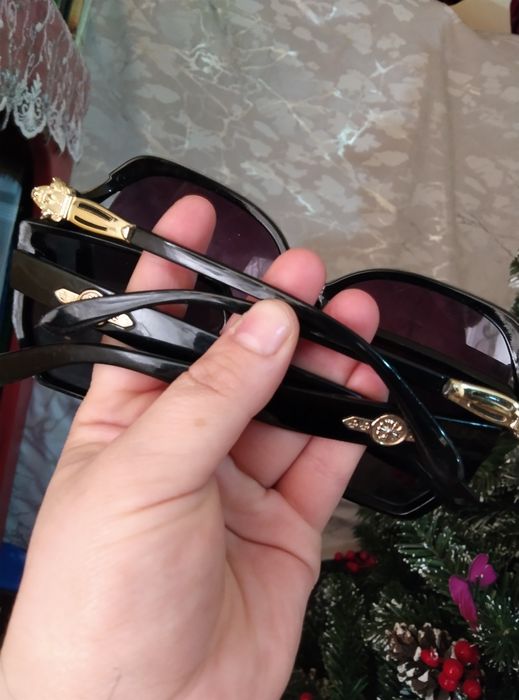 Ayollar uchun quyoshga qarshi kuzoynaklar