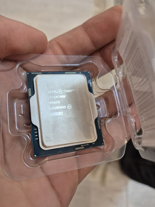 Новый комплект Intel i7-14700K + Gigabyte B760 Gaming X wifi 6E Gen 5