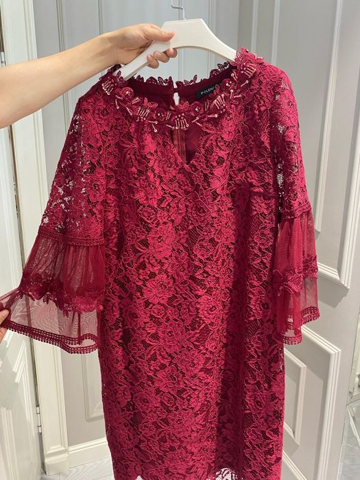 Продам платья 48 размера.