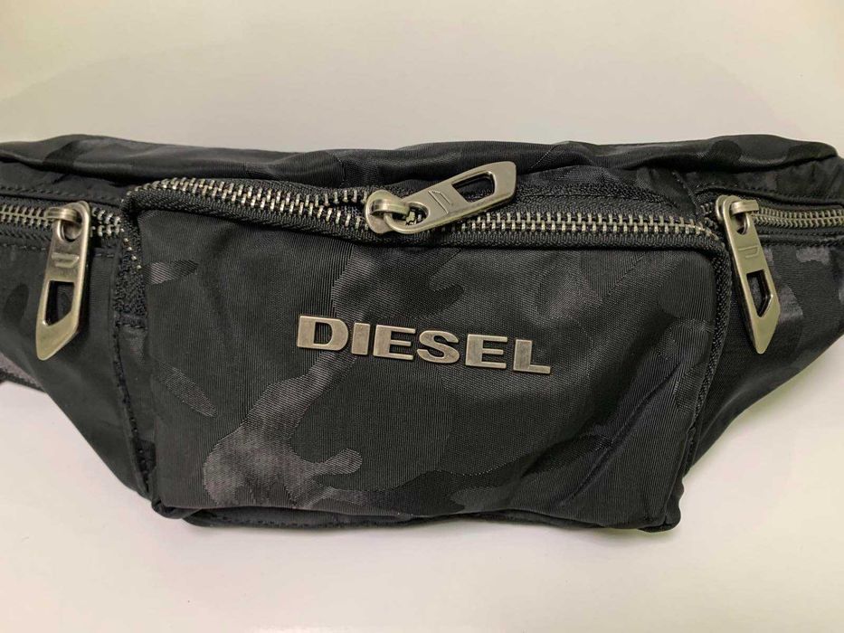 Нова мъжка чанта с етикети тип банан DIESEL