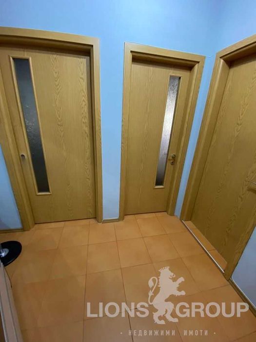 Дава се под наем Двустаен апартамент в Варна, Базар Левски - 80 кв.м за 586.5 € - Снимка #6