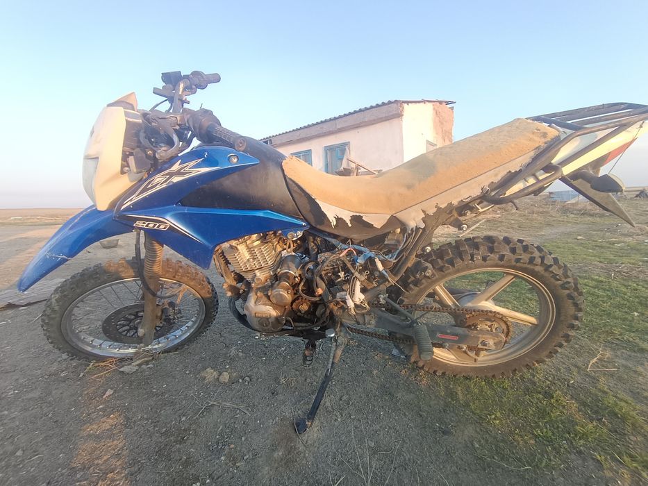 Мотоцикл сатылады YAQI 200 куб