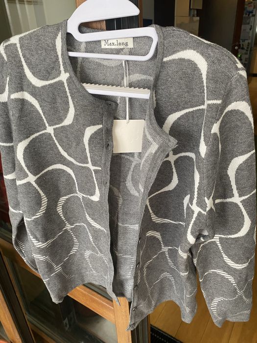 Сива елегантна официална жилетка Max.long