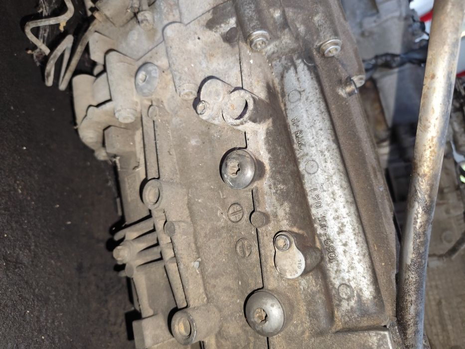 Ръчна Скоростна кутия BMW х3 е83--  Скоростна кутия е83 х3 150кс-2005