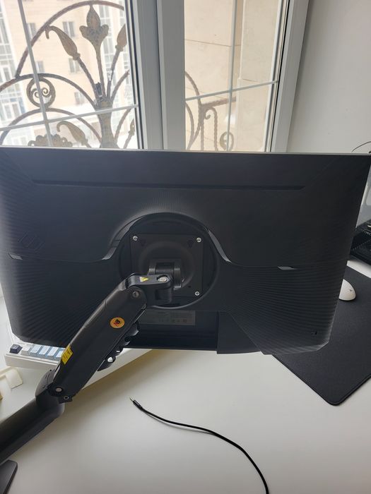 Монитор samsund odissey