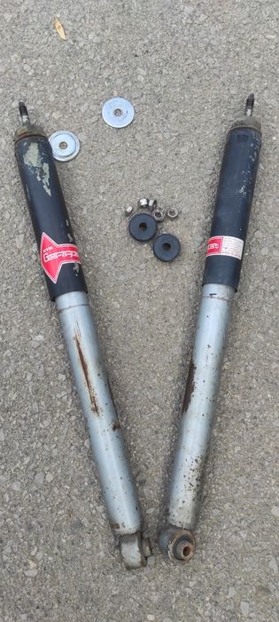 Части от Мерцедес w 124 Е200