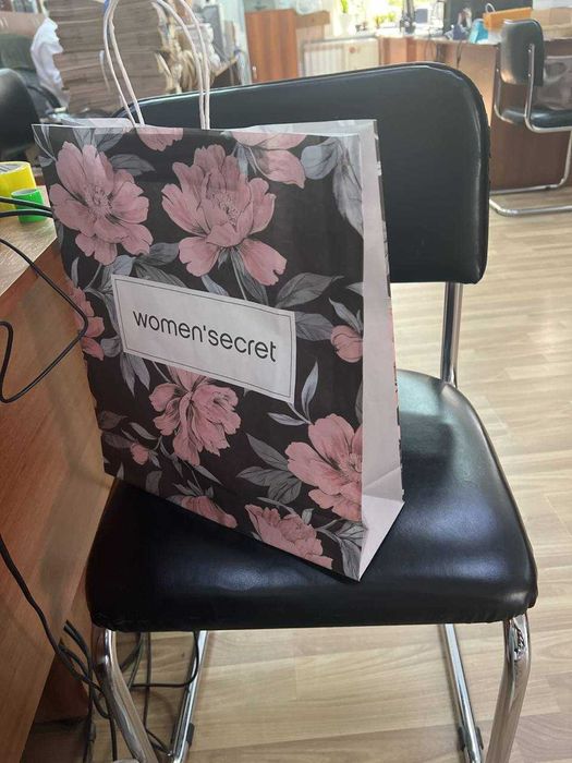 Картонные пакеты