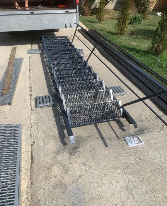 Scara metalica zincata