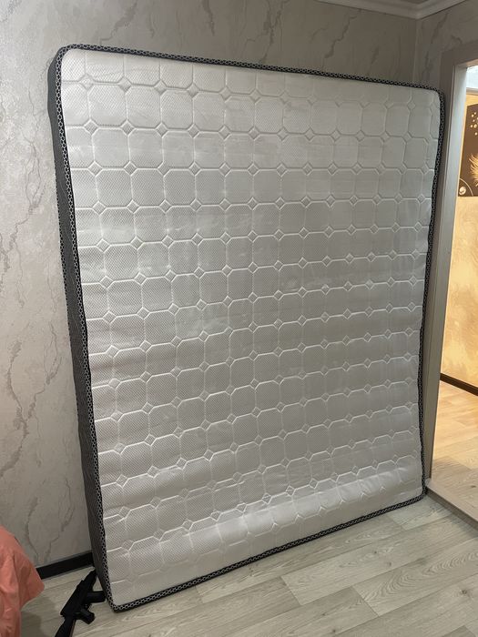 Матрас 160/200 бесплатно.