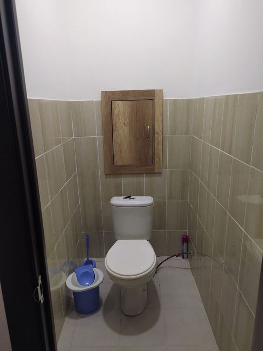 Srochno Arenda Yashnobod Dostlik metro yonida 3/3/9 100m2