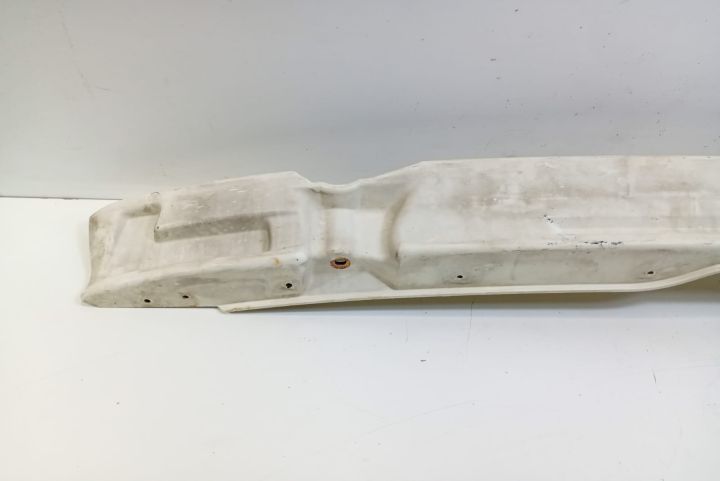 Armatura  bara spate BMW Seria 3 E46