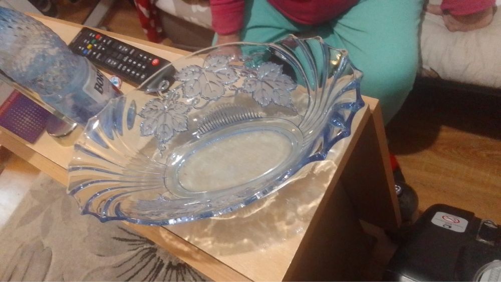 Fructiera veche peste 100 ani