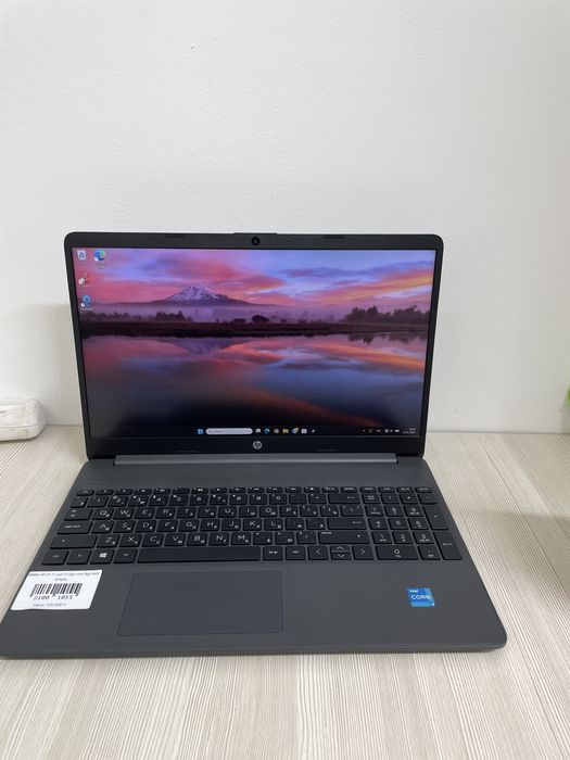 Ноутбук HP i3-1115G4