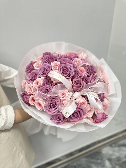 Цветый 45 шт  розы