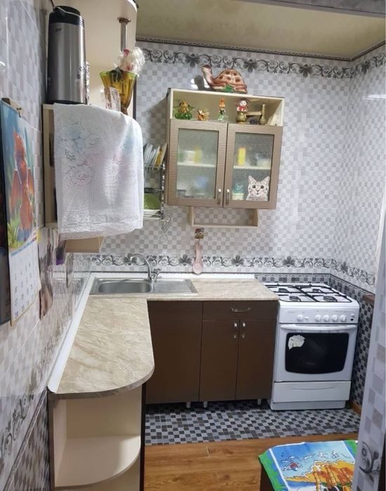 Чиланзар 8  продается квартира 2 комнатная