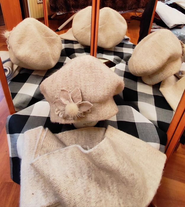 Продам б/у шапки.