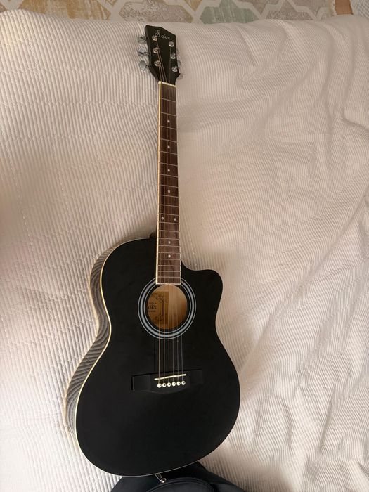 Гитара акустическая