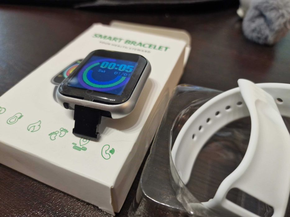 Смарт часовник гривна