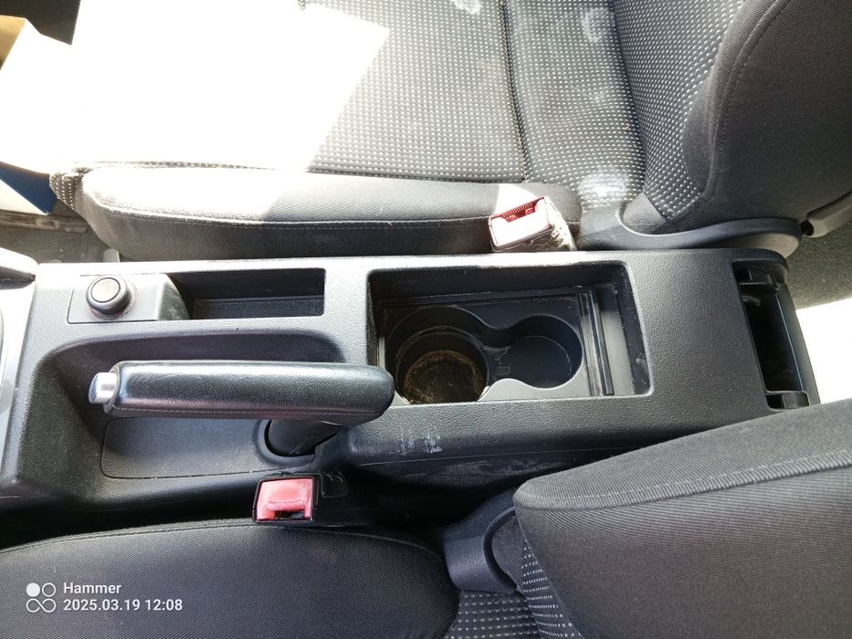 Ауди А3 8P 1.6 бензин на части Audi A3 8P