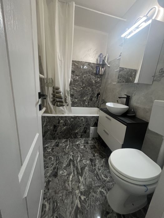 Apartament 2 camere renovat si mobilat complet decomandat