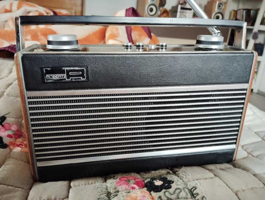 Radio Roberts analog