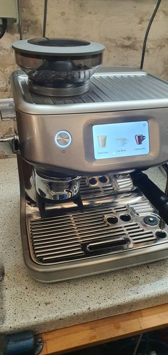 SAGE Barista Touch impress SES881BSS работи перфектно цена 530 €