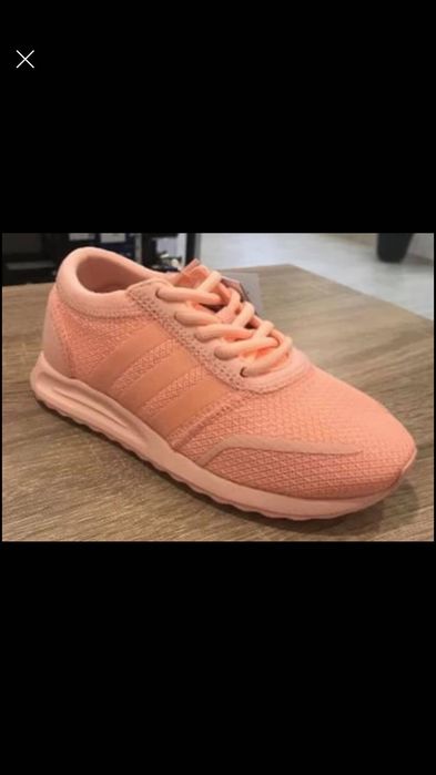Нови, детски маратонки Adidas