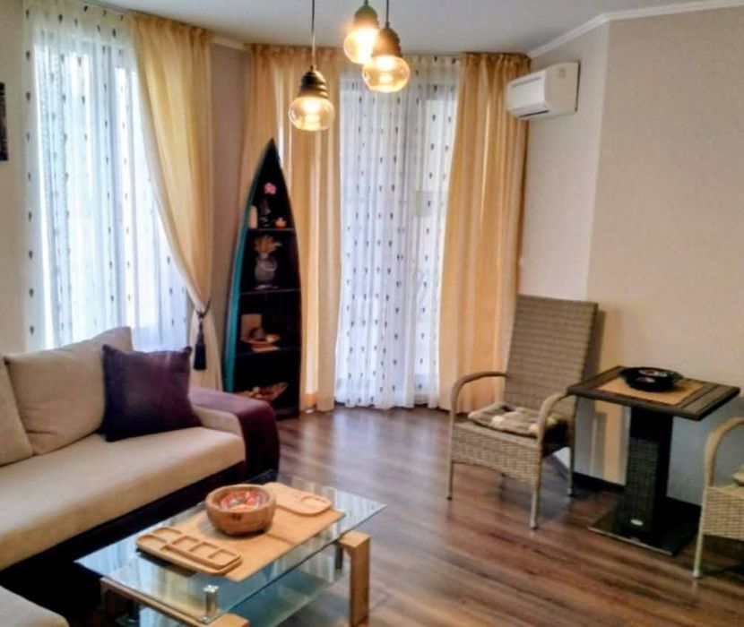 Апартамент Melody под наем в Burgas Beach Resort