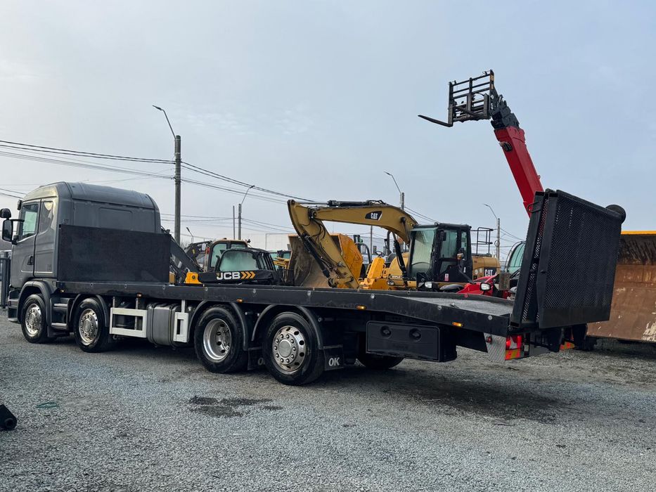 Scania G450 8x2 an 2017 km 480 mii service total facut rampa hidraulic