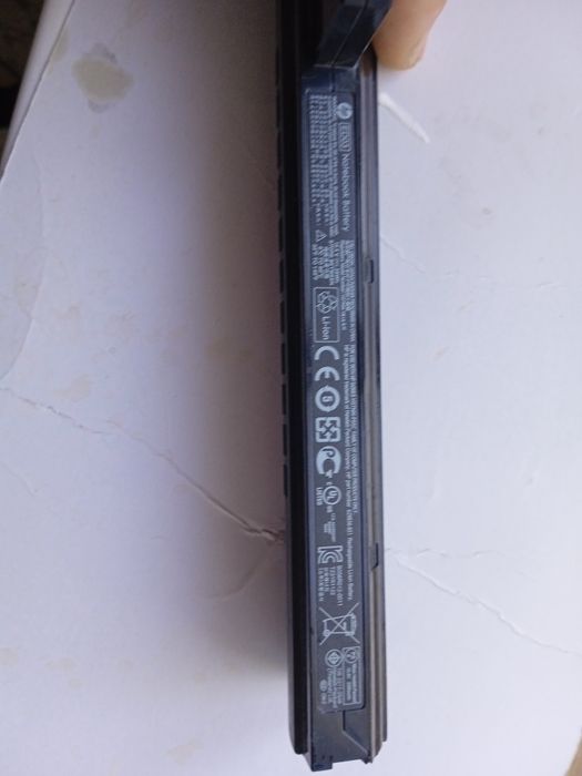 Монитор Самсунг широкоформатный и батарейка для ноутбука HP: 20 000 тг ...