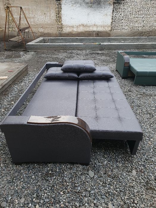 Mebellar rasqladnoy divanlar