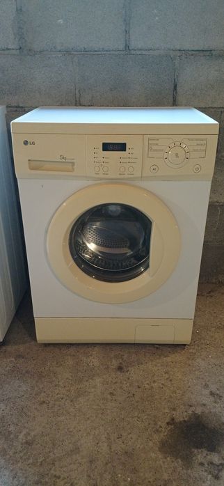 Продам стиральную машину автомат