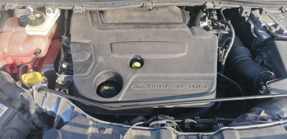 Dezmembrez Ford Kuga 2.0 d 2014