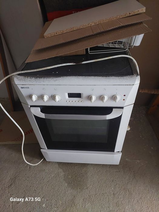 Продается электр плита