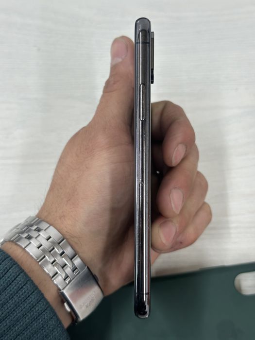 Айфон XS сатылады обмен карайм