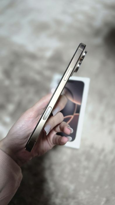 Iphone 16 Pro Max Desert Titanium 256GB