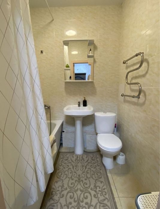 1-но комнатная в центре. Абая