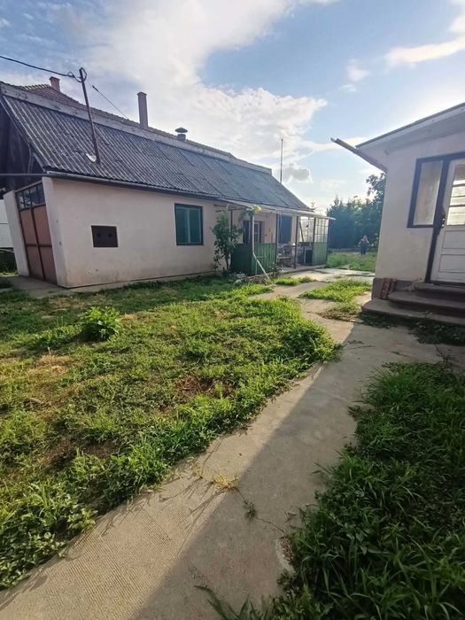 Vând casă în Satu Mare zona Magnoliei