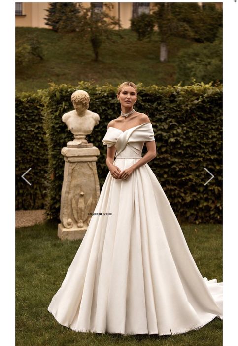 Сватбена рокля от Atelier Ivoire