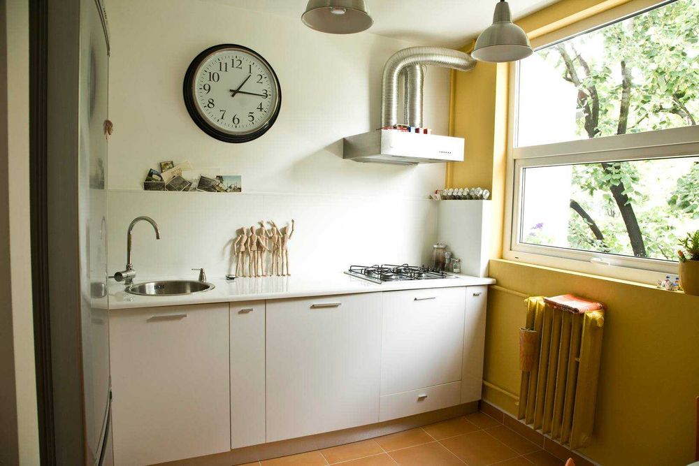 Inchiriez apartament Pajura