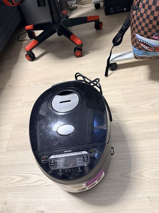 Multicooker Philips 5 litri, 15 programe