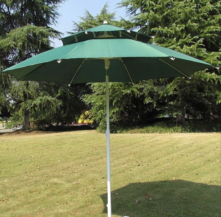 Качествен чадър с два покрива в ново състояние