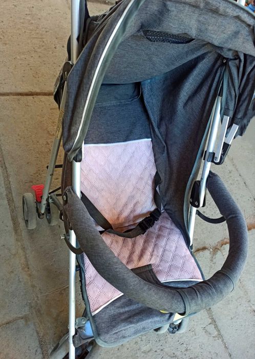 Коляска удобная на прогулку