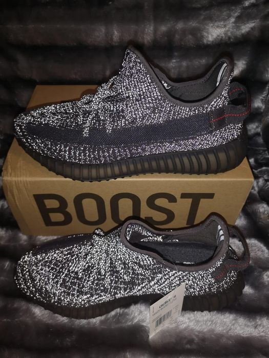 Adidas Yeezy Boost 350 mar. 43 1/3  Noi în cutie cu eticheta originali