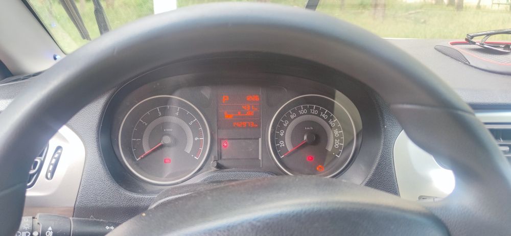 Продам Peugeot 301