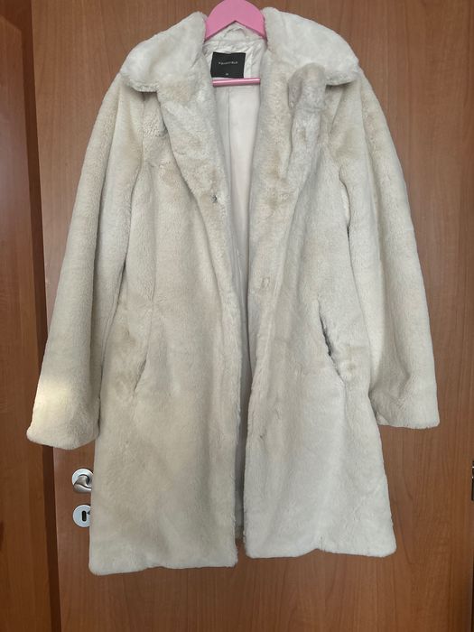 Палто от изкуствен косъм